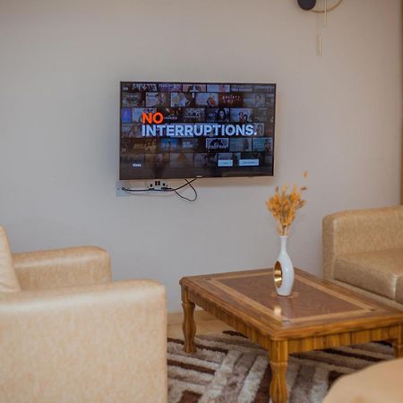 Leyshof Hotel Mwanza Extérieur photo