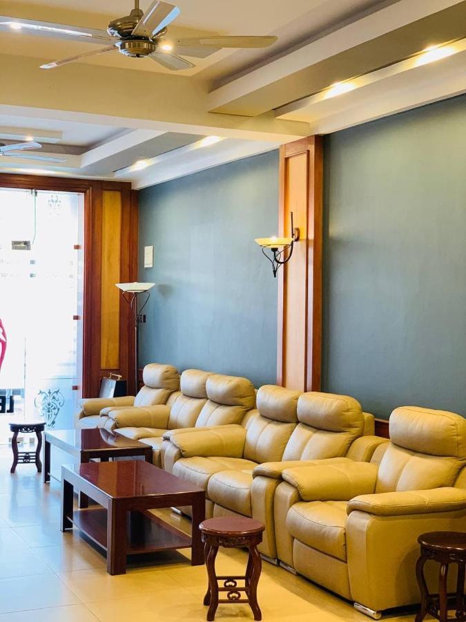Leyshof Hotel Mwanza Extérieur photo