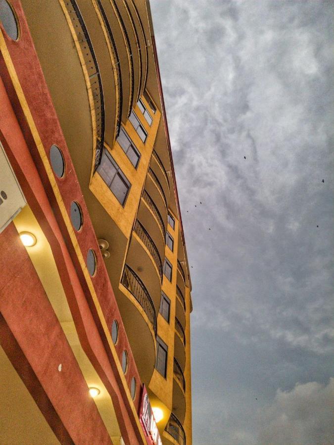 Leyshof Hotel Mwanza Extérieur photo