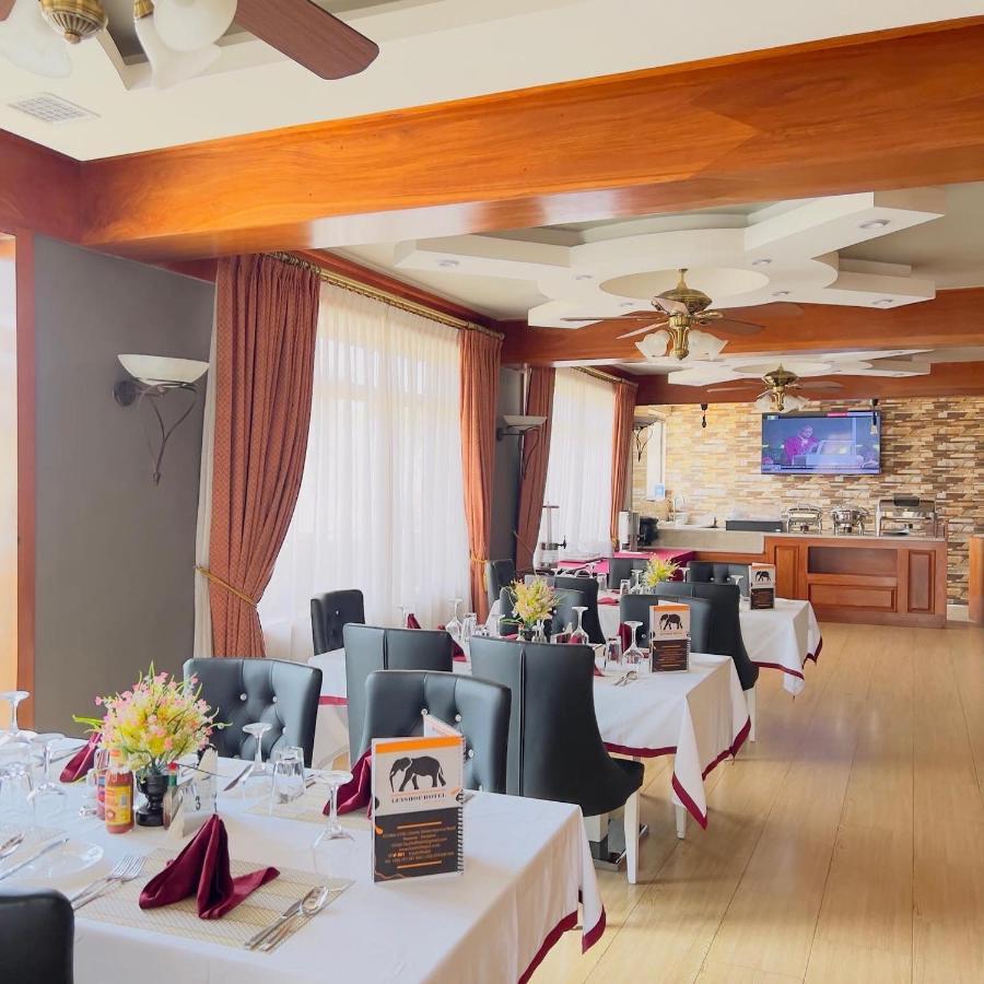 Leyshof Hotel Mwanza Extérieur photo