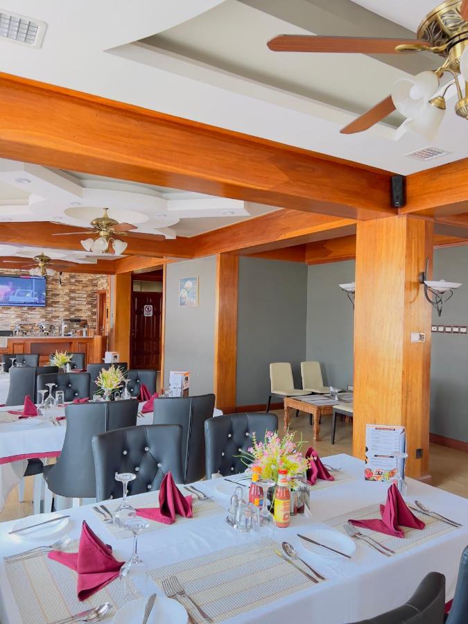 Leyshof Hotel Mwanza Extérieur photo